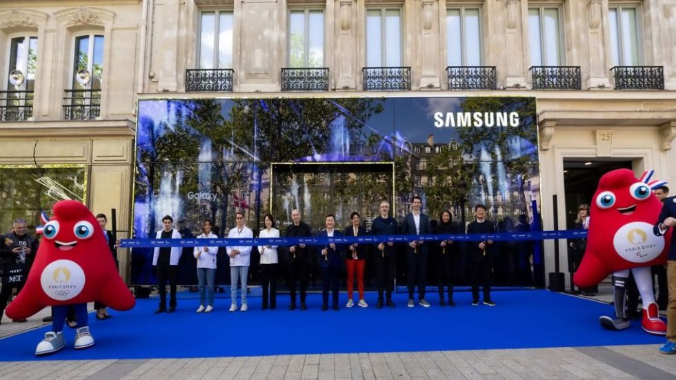SAMSUNG
